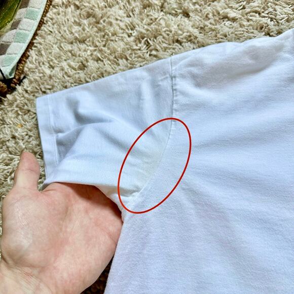 Keith Haring Uniqlo UT White Tee Art USA Artist Big Logo Men’s Size S - Picture 8 of 8